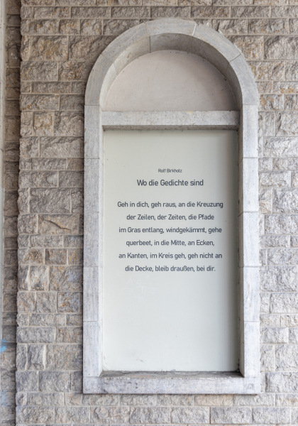 Gedicht Bahnunterfuehrung Citytrip Bielefeld decohome.de ph Mareike Boehmer