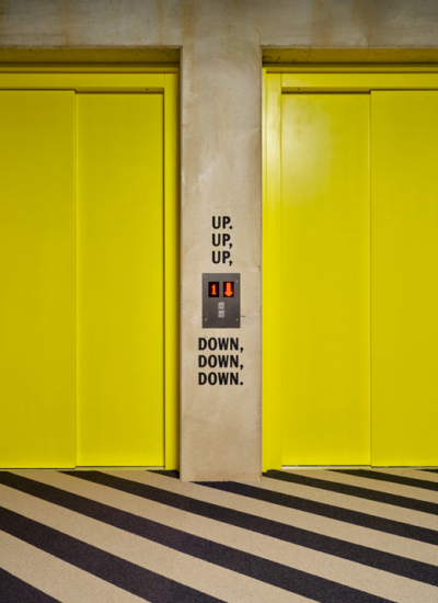 Stayery Bielefeld Hotel Aufzug decohome.de