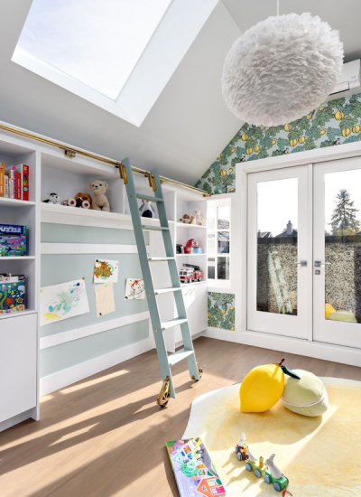 Kinderzimmer Schraege Regal Dachfenster Karine monie wellness feng shui home tapete cole and son decohome.de