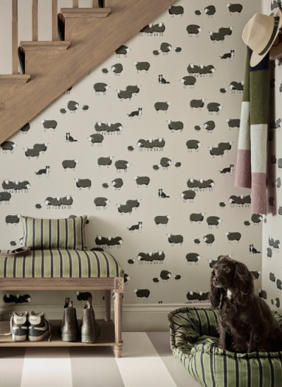 Storybook Papers Kindertapete 13 Little Greene Nip and Lassie Slaked Lime Dark Dog decohome.de