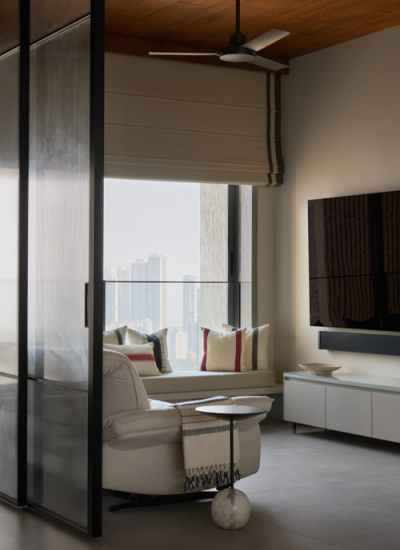 modern indisch Schiebetür Raumtrenner Sofalandschaft decohome.de