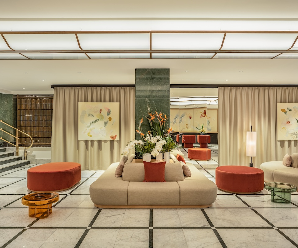 Lobby, Almanac X Prague