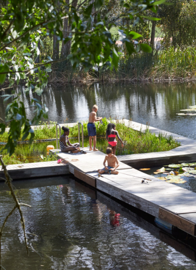 Schwimmteich Steg Le Grand Jardin Südafrika decohome.de