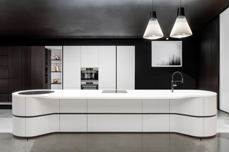 ARAN Cucine Volare Ulisse Narcisi Küche schwarz weiß decohome.de