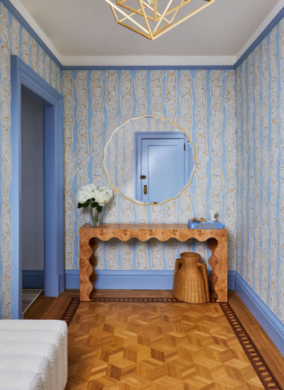 Flur blaue Tapete Soeur Interiors Foto Kelsey Anne Rose decohome.de