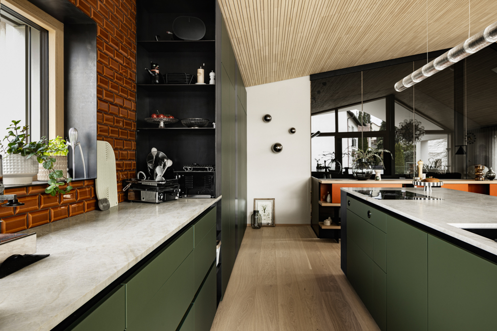 indirektes licht kueche gruene fronten dross schaffer ingolstadt decohome.de