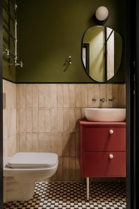 Bad gruene Wand kleine Wohungen Takapracownia Migdal Studio decohome.de