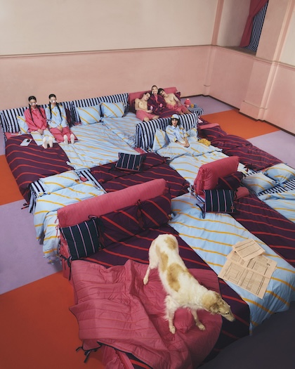 Im Schlaf inszeniert: So interpretiert Laila Gohar das Marimekko-Archiv neu