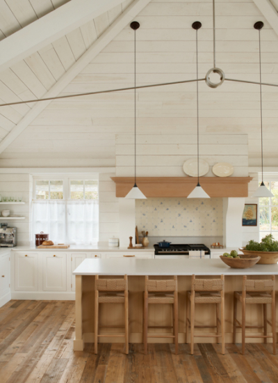 moderner landhausstil kueche bar farmhouse interior neptune decohome.de