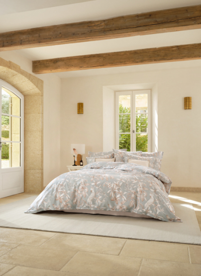 motiv bettwaesche paradies Schlossberg SS25 CALYPSO vert Vertical 0378 sRGB decohome.de