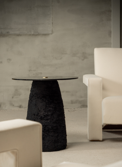 Aifunghi Boloete side table black photo by Robin Noordam decohome.de