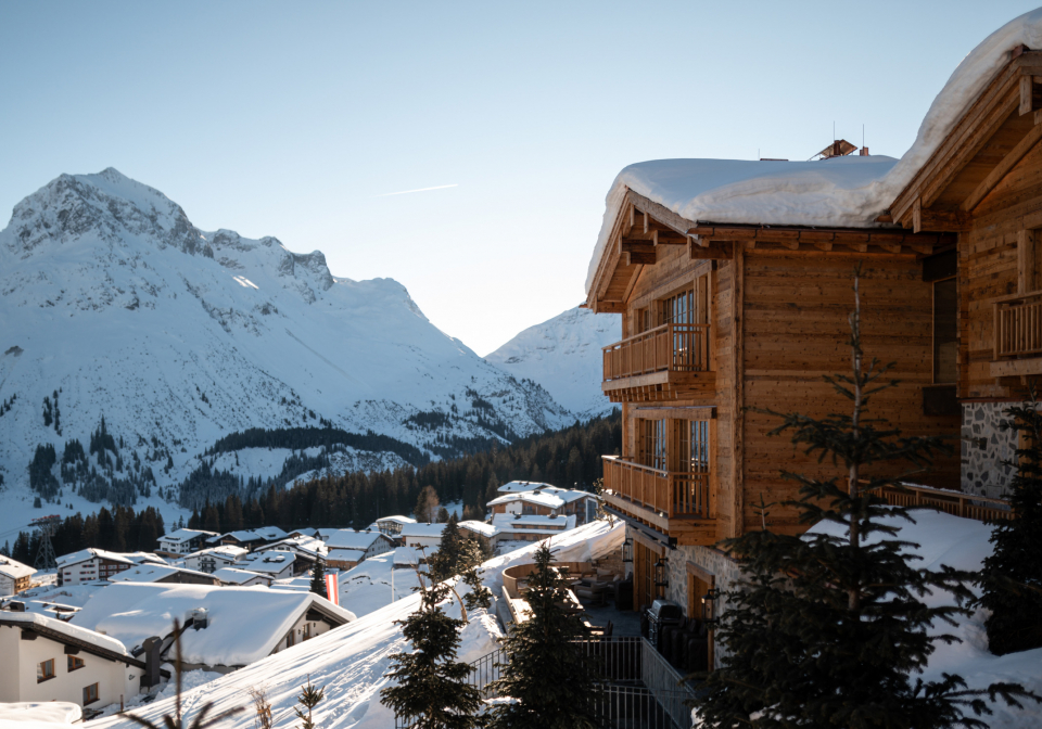 Spa Außenansicht Winterchalet decohome.de