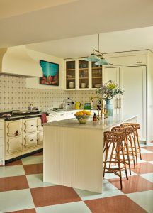 Sussex weisse Kueche Tom Mannion decohome.de