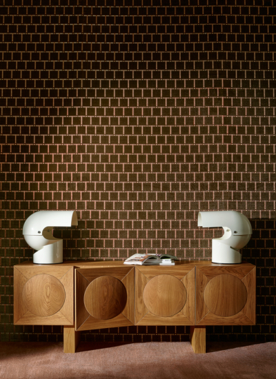 Arte Allures Cabochon Sideboard Holz braune Wand neue Stoffe decohome.de