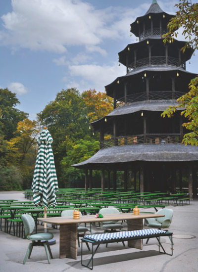 Chinesischer Turm Shooting Janua Freifrau Victor Foxtrot Deutsches Design DECO HOME 1 26 Interior Design Heft Groß (K DecoHome Chinesischer Turm 12) decohome.de