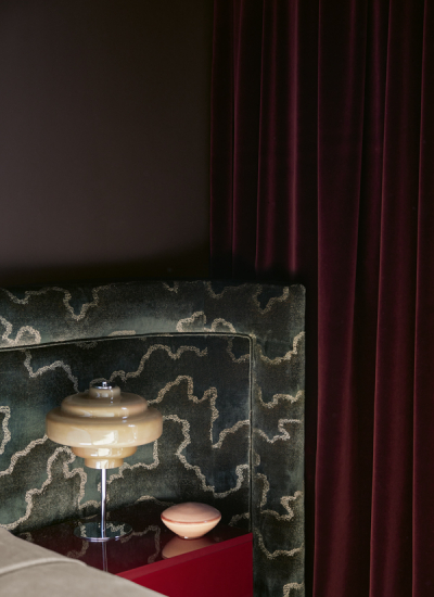 Zinc DVV collection Guilin Empress Samt Bett decohome.de