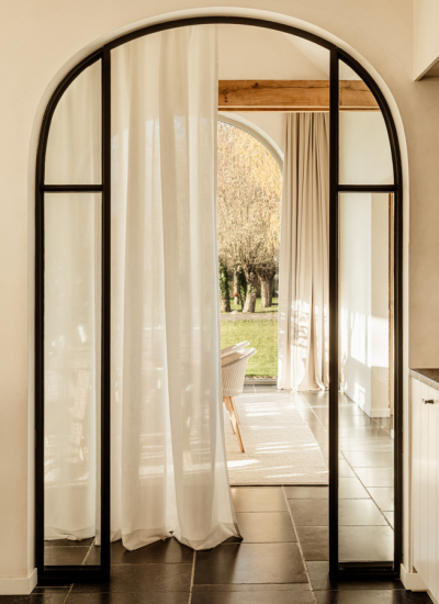 Terrassentür weisser Stoff Sunbrella Edouard Auffray decohome.de