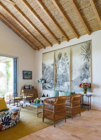 Villa Atlantic Sea Rattanmoebel Wohnzimmer Palmen Wandbehang Rodrigo Cardoso decohome.de