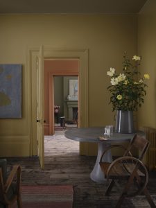 Wandfarbe khaki Zimmer Farrow&Ball 319DF 316DF 312DF decohome.de Wandfarbe khaki Zimmer Farrow&Ball 319DF 316DF 312DF decohome.de