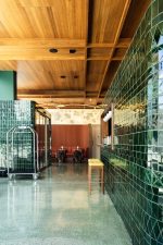duo hilton lissabon designhotel lobby fliesen decohome.de