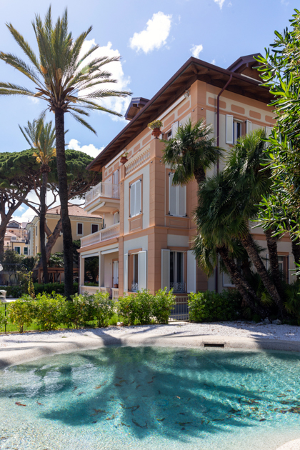 Architektur Ligurien Ferienvilla Marcante Testa aussenansicht pool decohome.de Architektur Ligurien Ferienvilla Marcante Testa aussenansicht pool decohome.de
