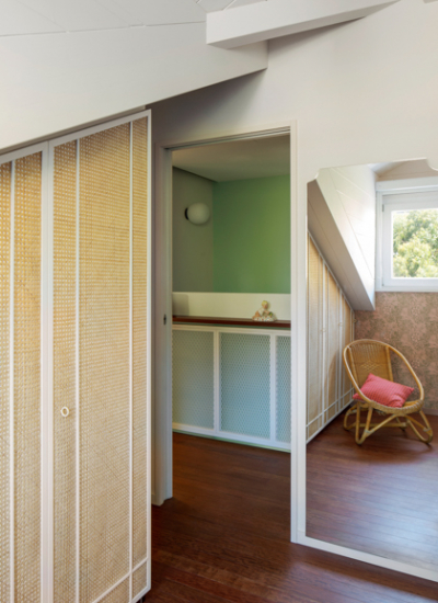 Architektur Ligurien Ferienvilla Marcante Testa einbauschrank bespannte waende decohome.de