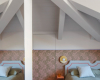 Architektur Ligurien Ferienvilla Marcante Testa gaestezimmer dachschraege tapete decohome.de