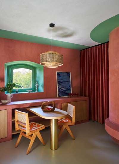 Casa Martilenkos Esszimmer rot gruen Francesco Dolfo decohome.de
