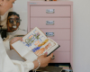 Serax Shirley Villavicencio Pizango Geschirr Vasen Teller bemalt Shurleey EliasDerboven Atelier 13 decohome.de