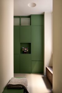 Einbauschrank kleine Wohnung einrichten Paolo Fusco decohome.de Einbauschrank kleine Wohnung einrichten Paolo Fusco decohome.de