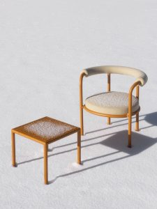 Fast Roè dining armchair small table schneebedeckt decohome.de Fast Roè dining armchair small table schneebedeckt decohome.de